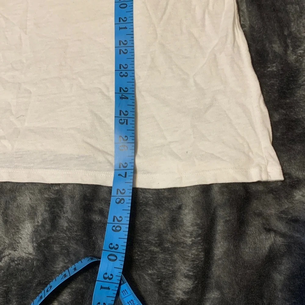 The North Face Women’s White V-Neck Tee with Aqua Graphic - Picture 7 of 10
